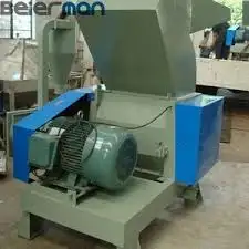giá xe trộn bê tông tự nạp vật liệu